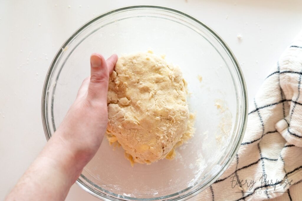how to make sourdough pie crust