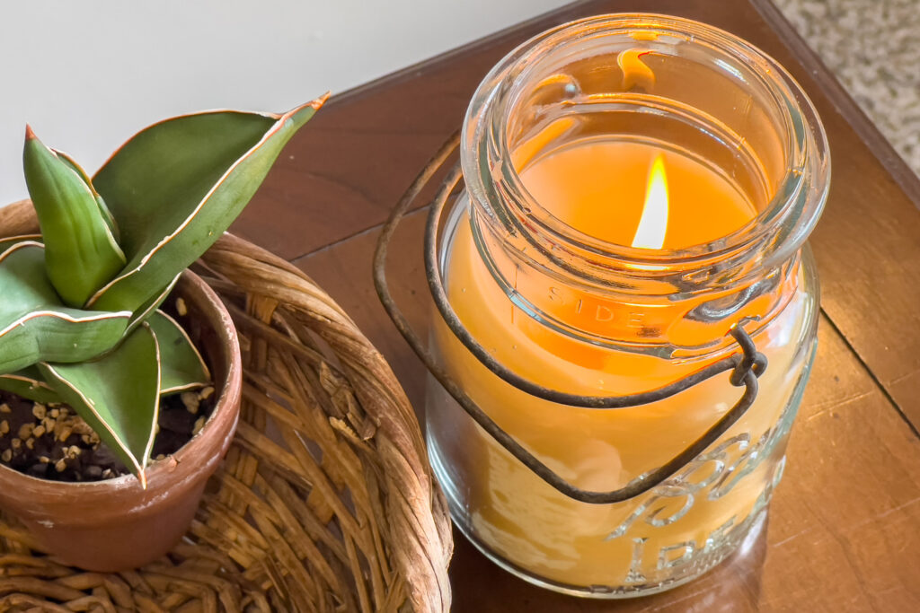 how to make beeswax candles
