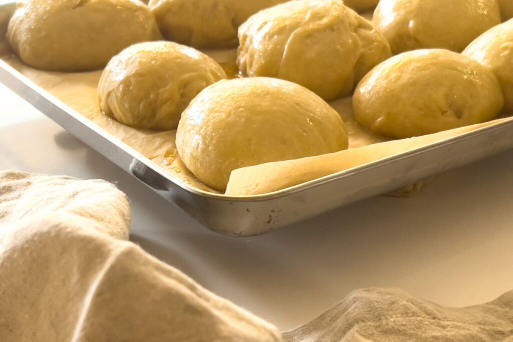 baked rolls traditionally leavened