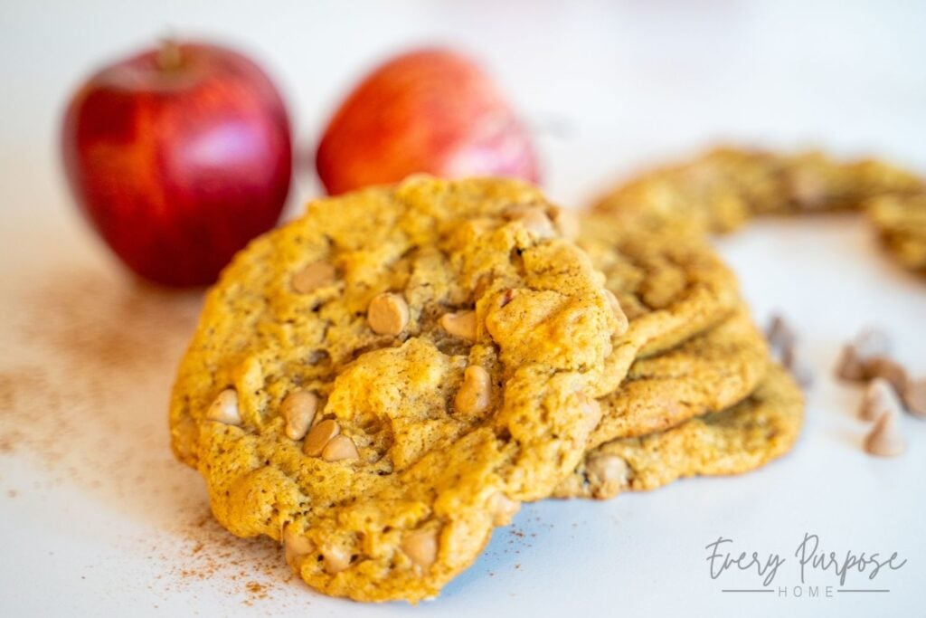 caramel apple cookies