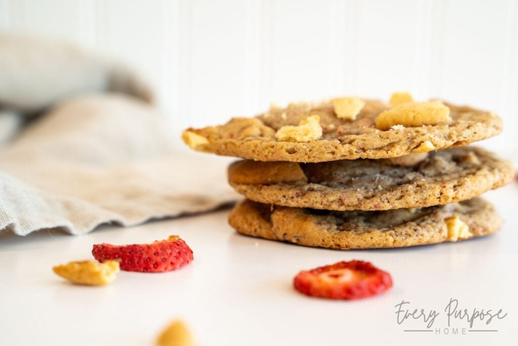 strawberry cookies