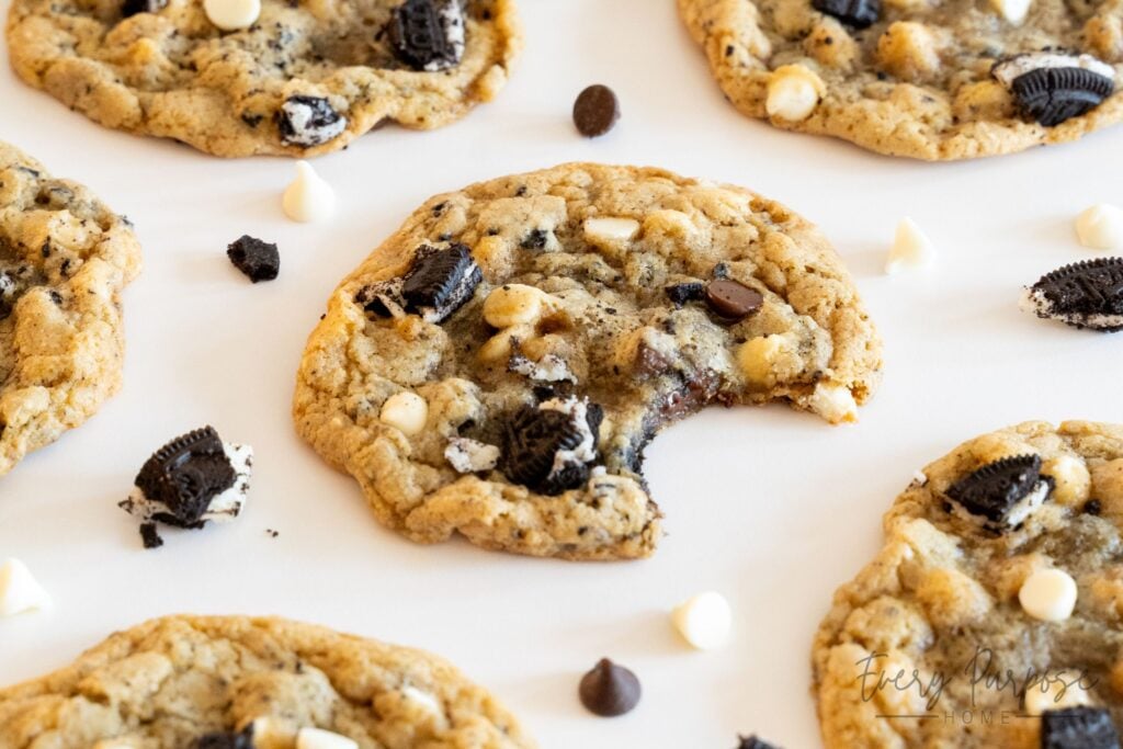 sourdough cookies n' cream cookies