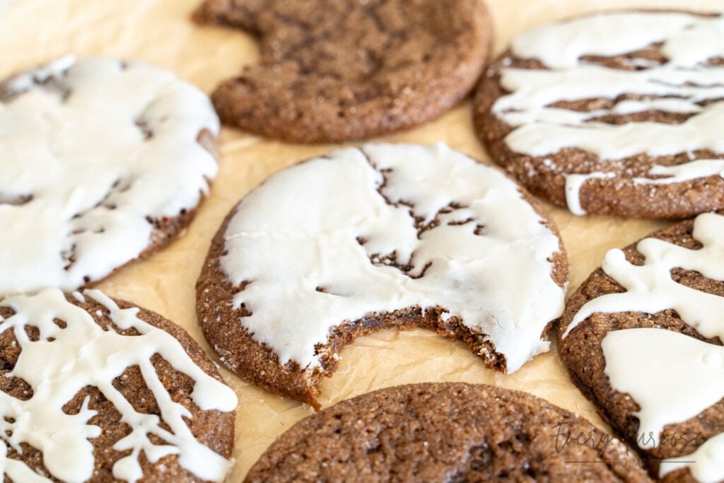 no chill sourdough gingerbread cookies
